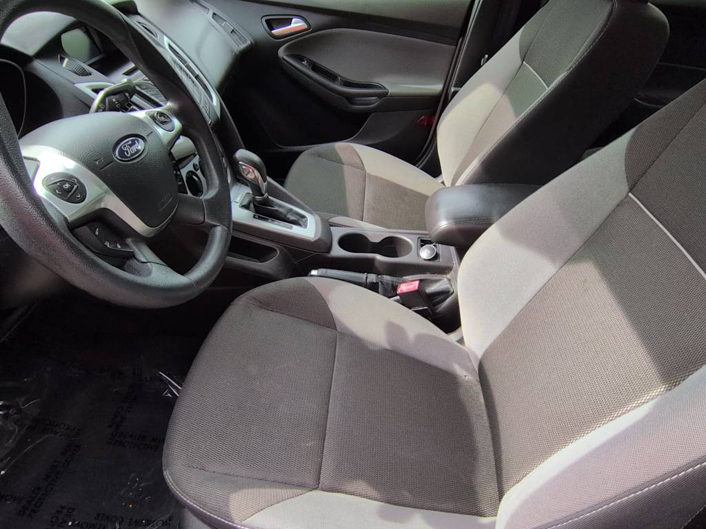 Thumbnail: 2013 Ford Focus - 10