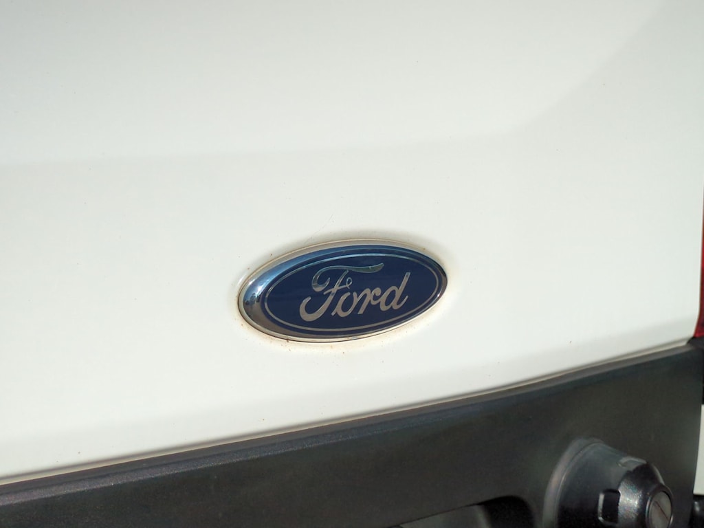 Thumbnail: 2020 Ford Transit Series - 24