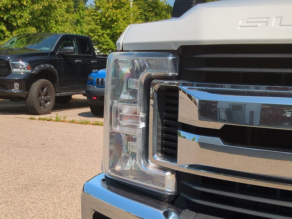 Thumbnail: 2019 Ford F-250 - 9