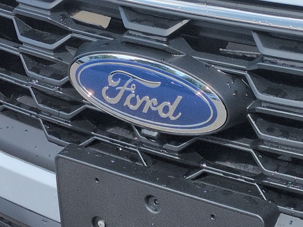 Thumbnail: 2025 Ford Escape - 7