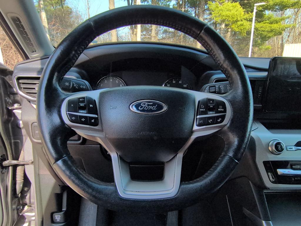 Thumbnail: 2022 Ford Explorer - 13