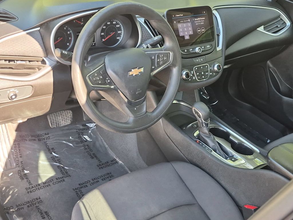 Thumbnail: 2023 Chevrolet Malibu - 2