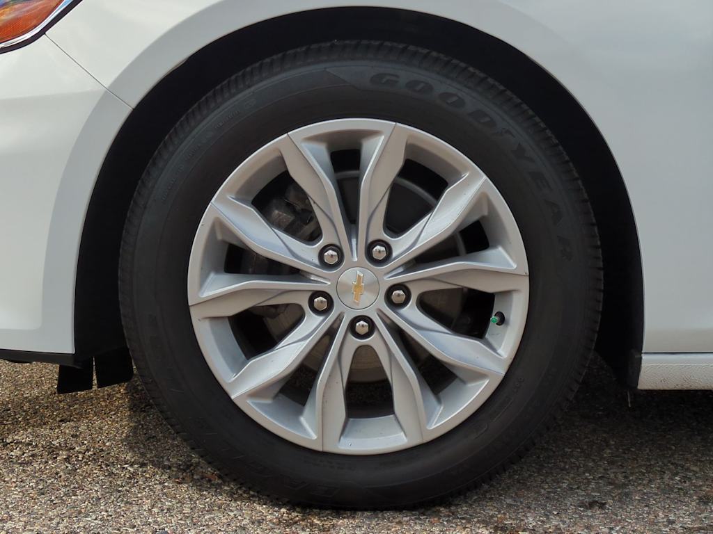 Thumbnail: 2024 Chevrolet Malibu - 7