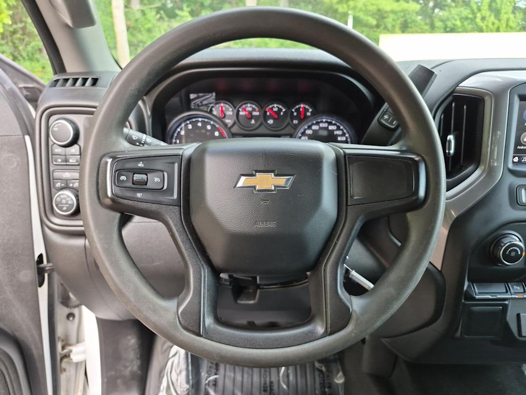 Thumbnail: 2020 Chevrolet Silverado 1500 - 13