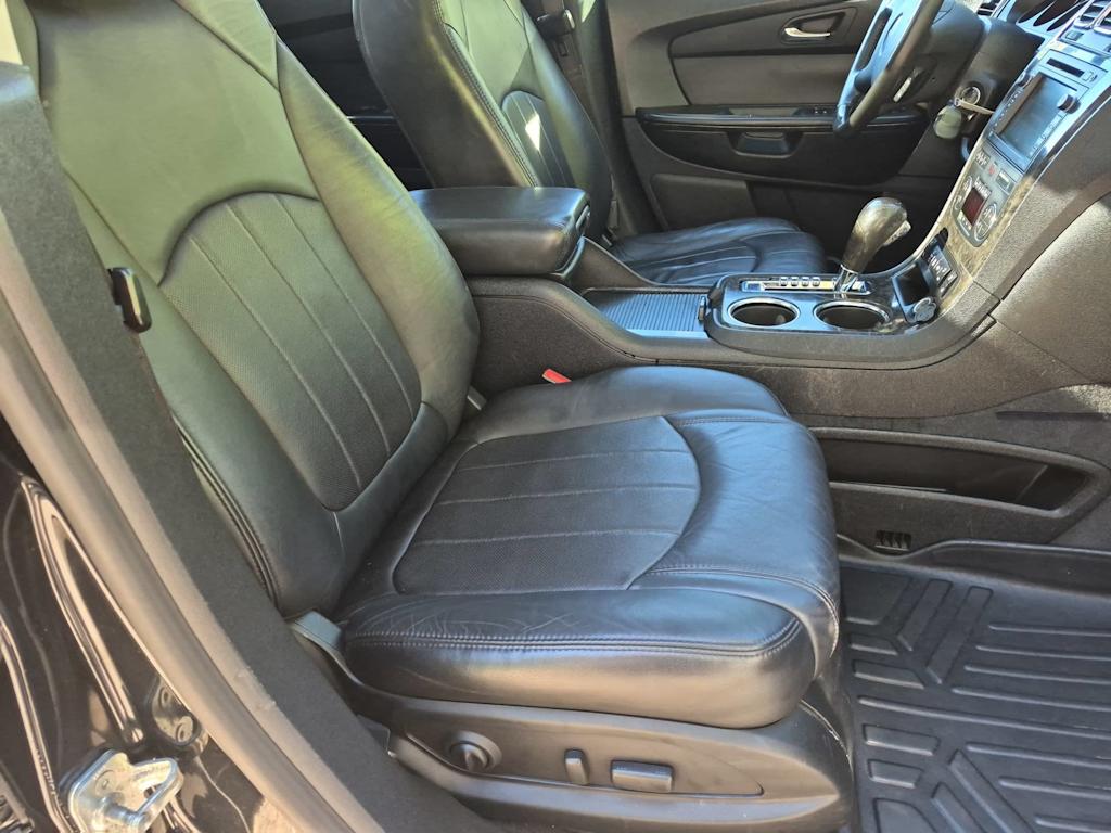 Thumbnail: 2012 GMC Acadia - 11