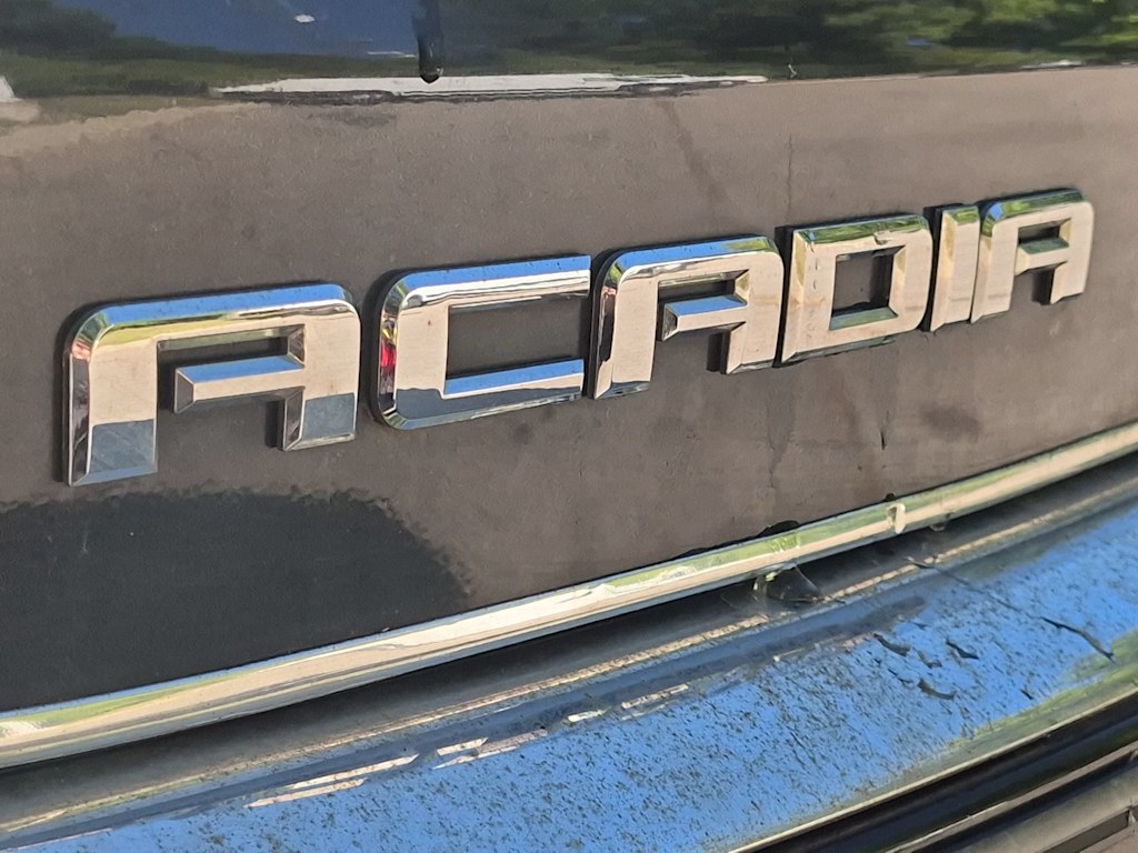 Thumbnail: 2012 GMC Acadia - 24