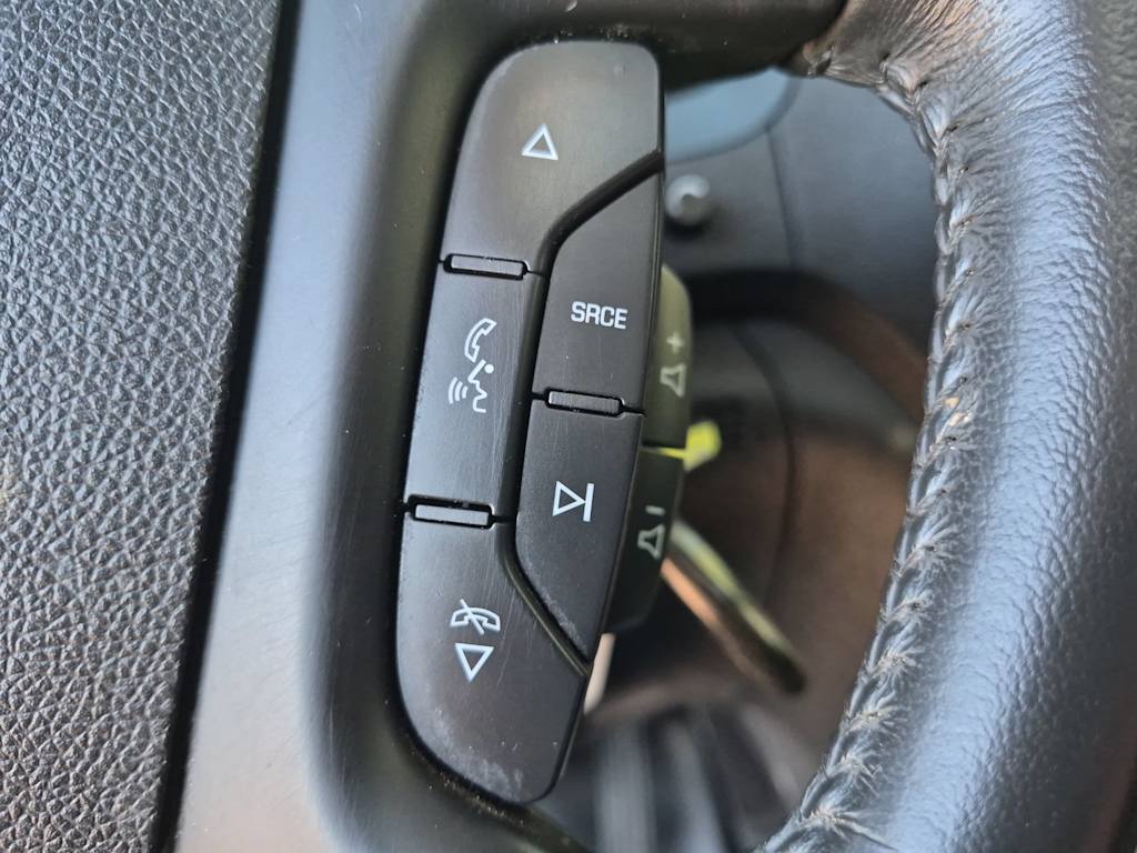 Thumbnail: 2012 GMC Acadia - 32
