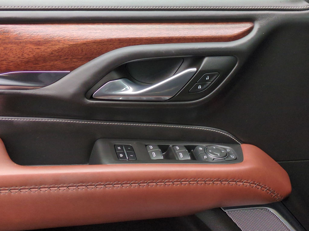 Thumbnail: 2023 GMC Yukon - 38