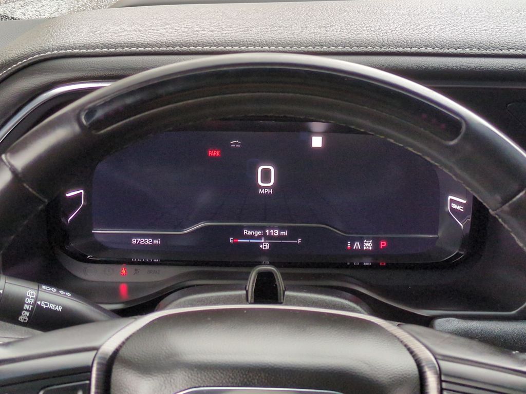 Thumbnail: 2023 GMC Yukon - 16