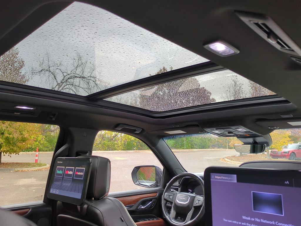 Thumbnail: 2023 GMC Yukon - 28