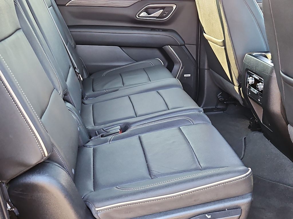 Thumbnail: 2023 GMC Yukon XL - 29