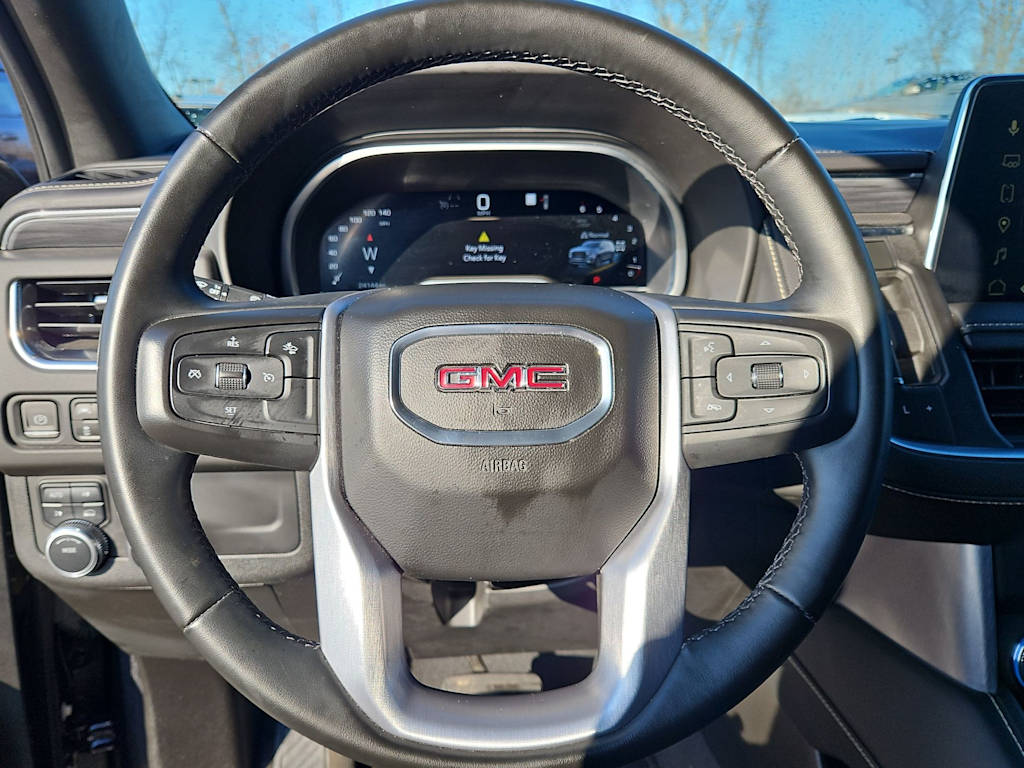 Thumbnail: 2023 GMC Yukon XL - 14