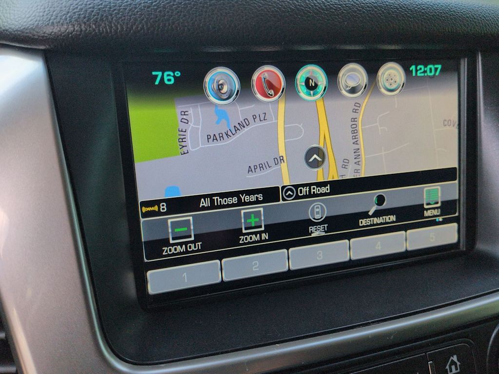 Thumbnail: 2016 Chevrolet Tahoe - 33