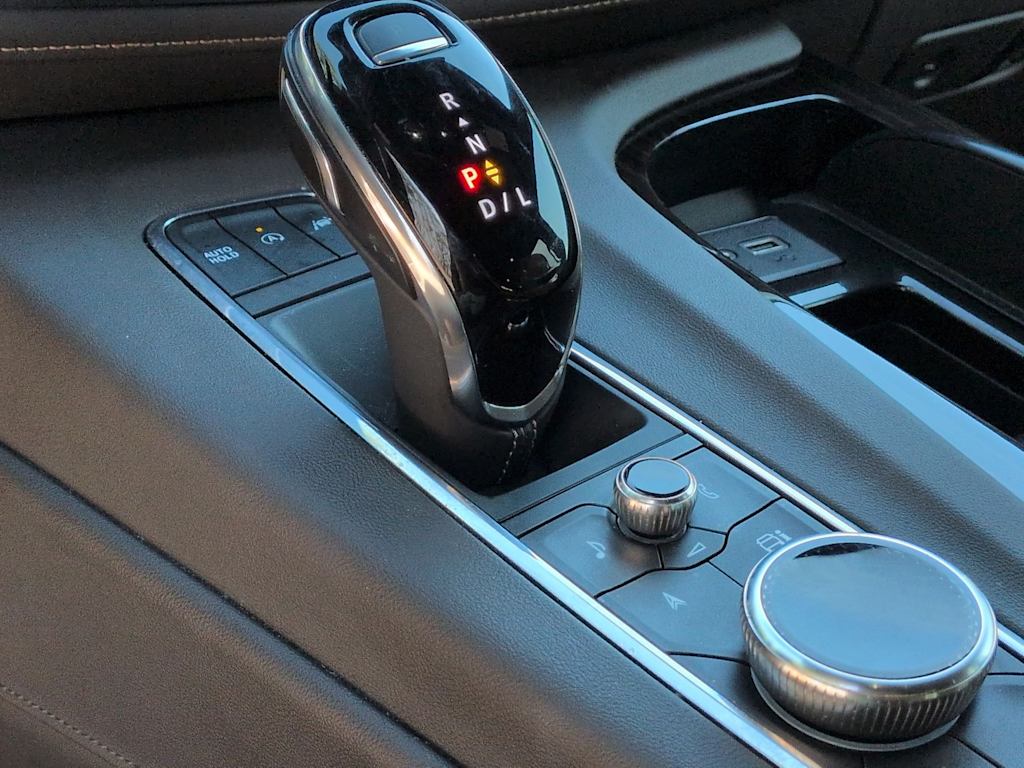 Thumbnail: 2023 Cadillac Escalade - 15