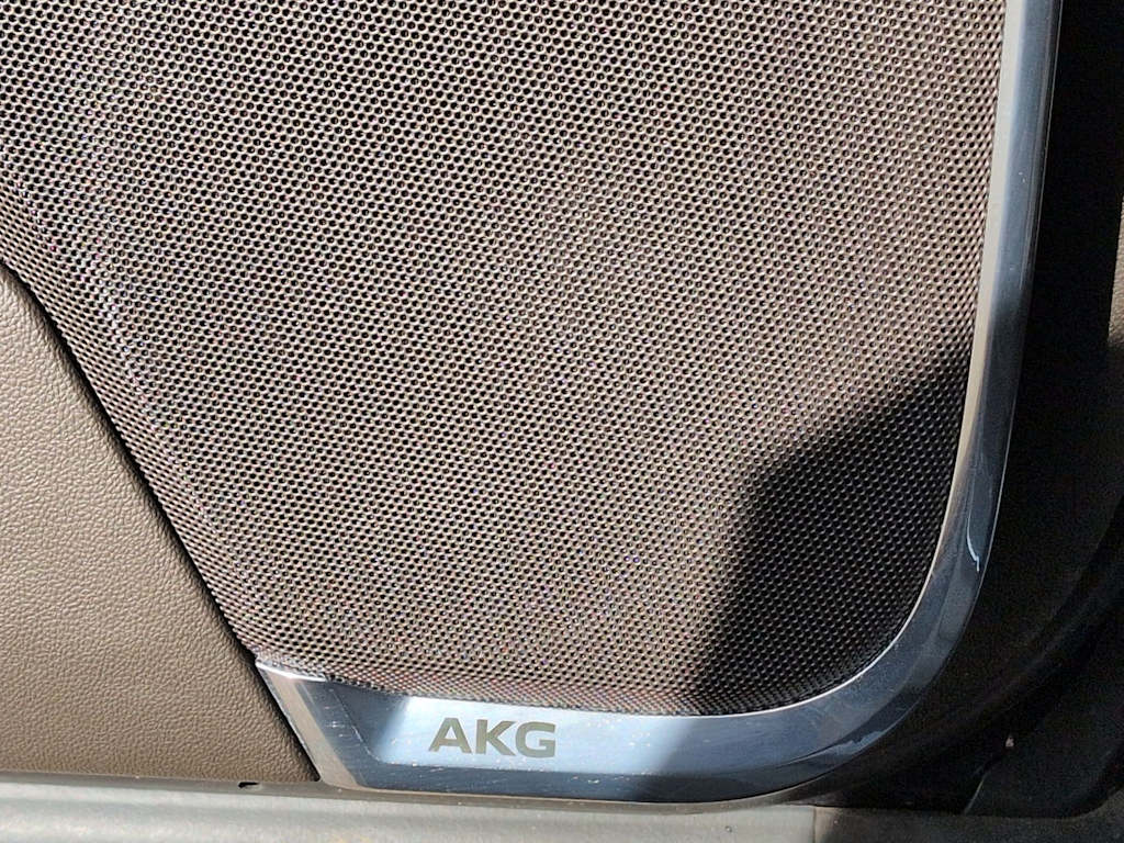 Thumbnail: 2023 Cadillac Escalade - 35