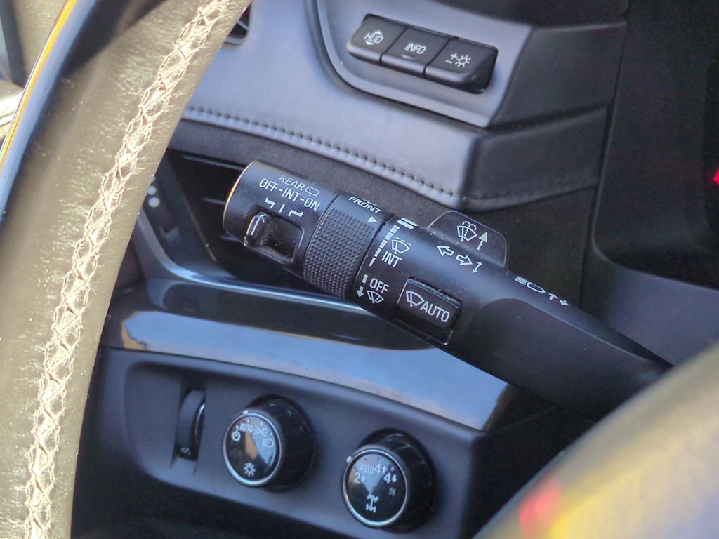 Thumbnail: 2017 Cadillac Escalade - 30