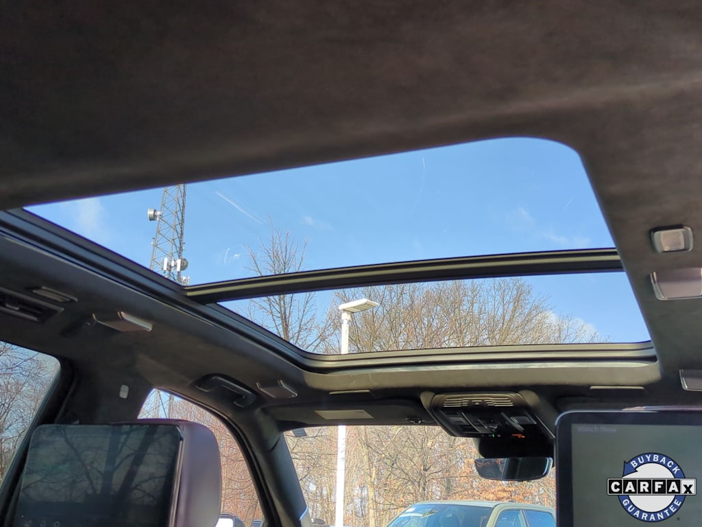 Thumbnail: 2023 Cadillac Escalade - 27