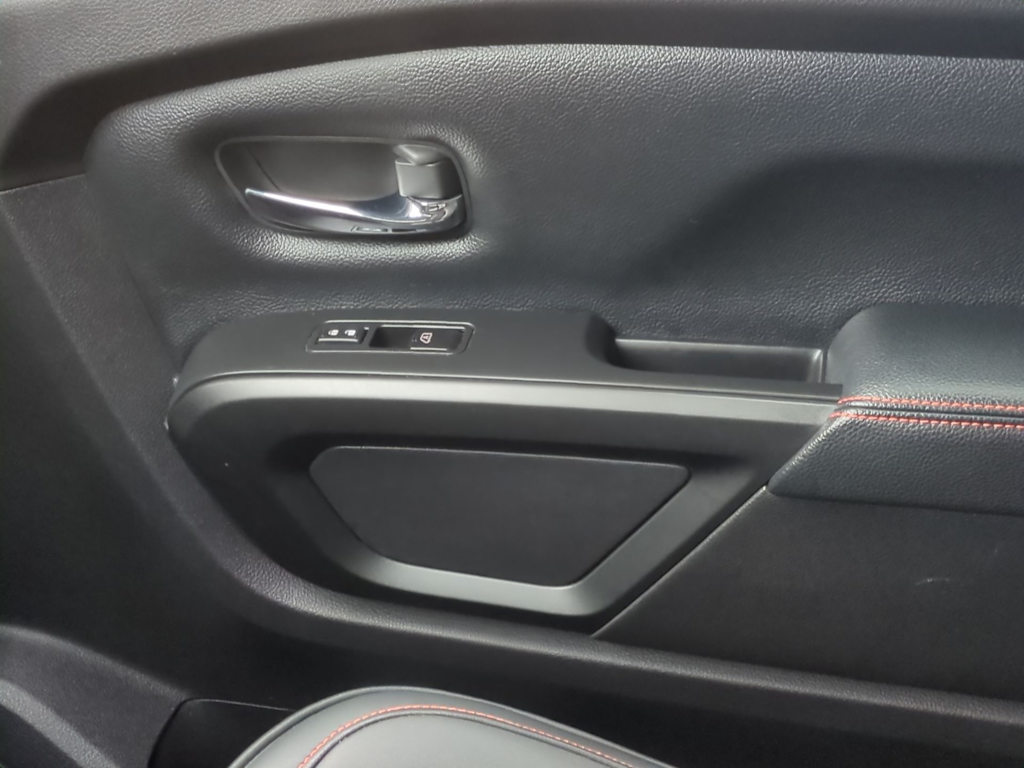 Thumbnail: 2021 Nissan Titan - 38