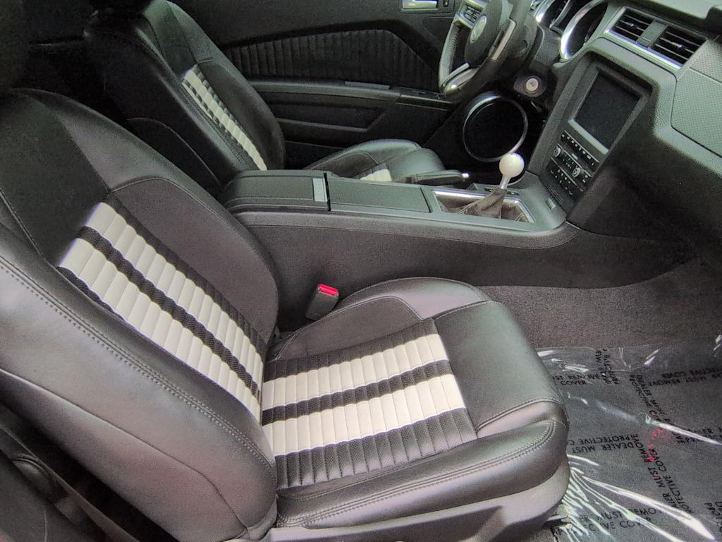 Thumbnail: 2011 Ford Mustang - 10