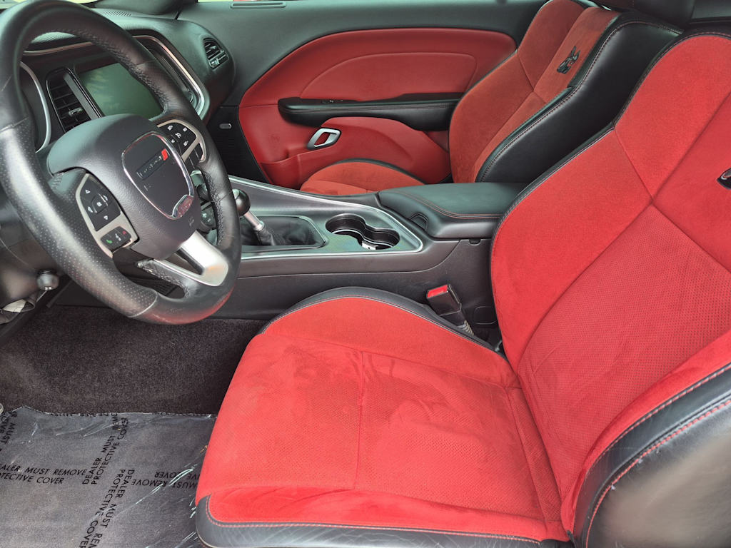 Thumbnail: 2016 Dodge Challenger - 8