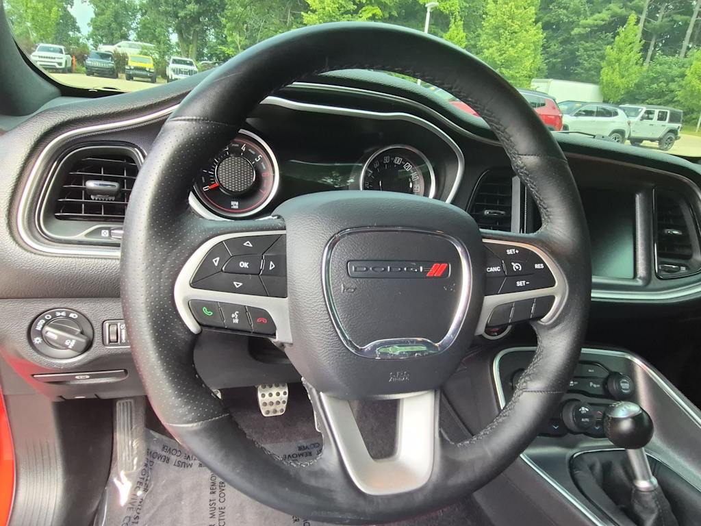 Thumbnail: 2016 Dodge Challenger - 7