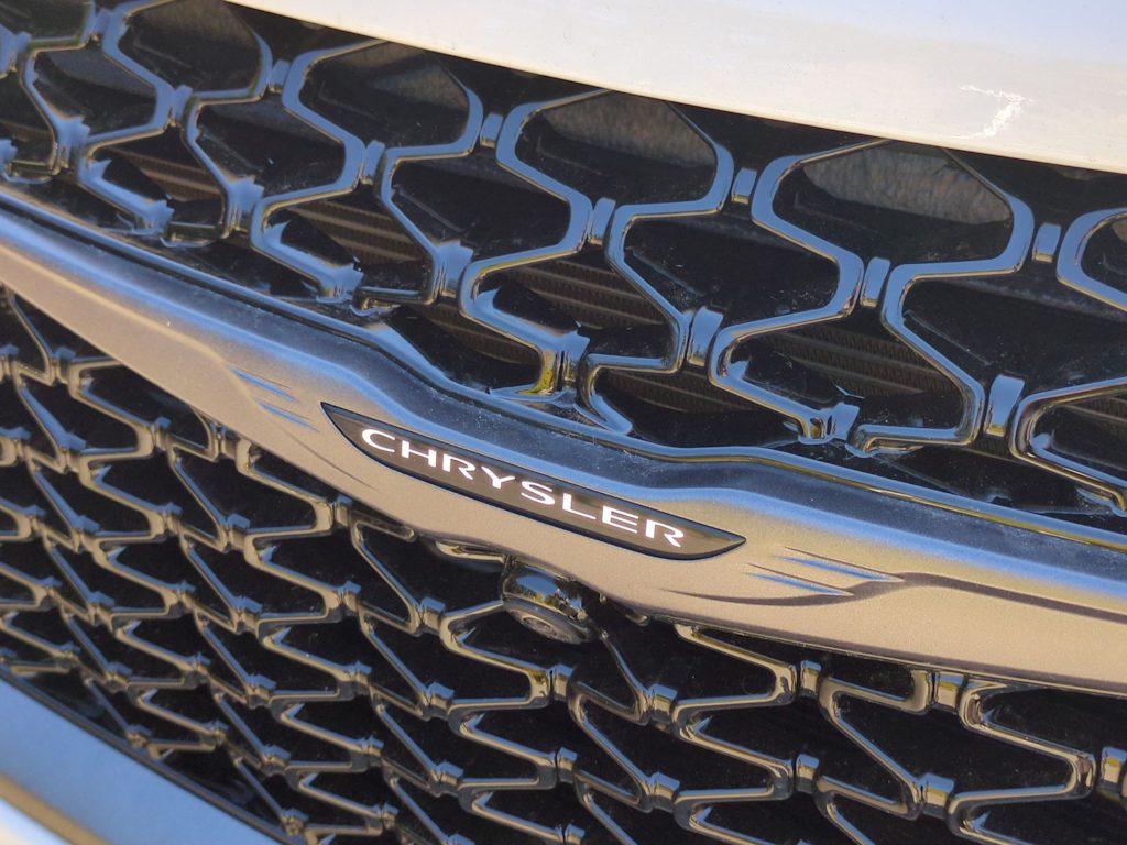 Thumbnail: 2026 Chrysler Pacifica - 22