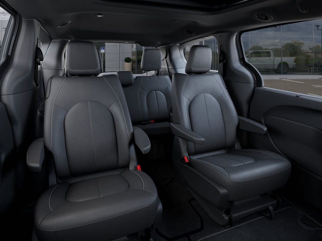Thumbnail: 2026 Chrysler Pacifica - 11