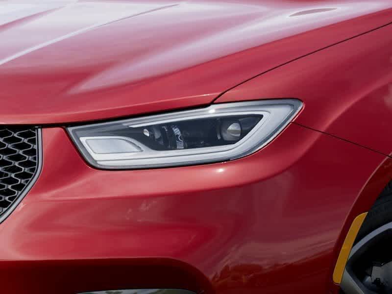 Thumbnail: 2026 Chrysler Pacifica - 17