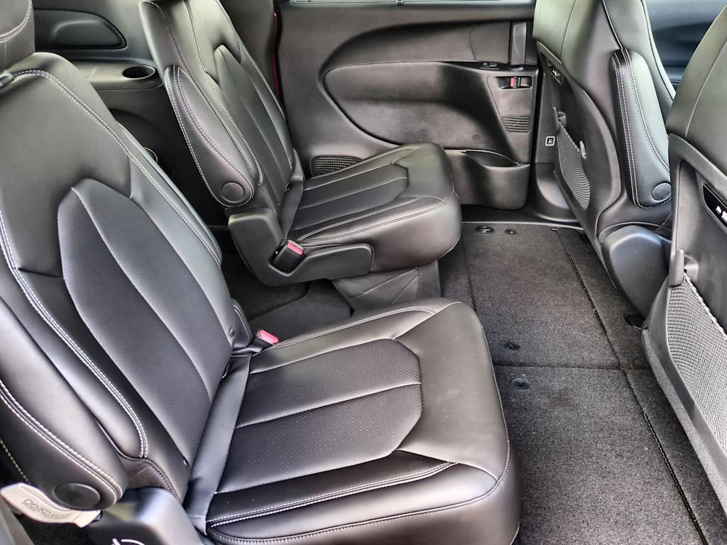 Thumbnail: 2026 Chrysler Pacifica - 11