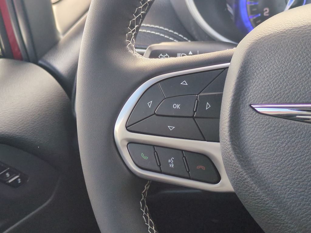 Thumbnail: 2026 Chrysler Pacifica - 28