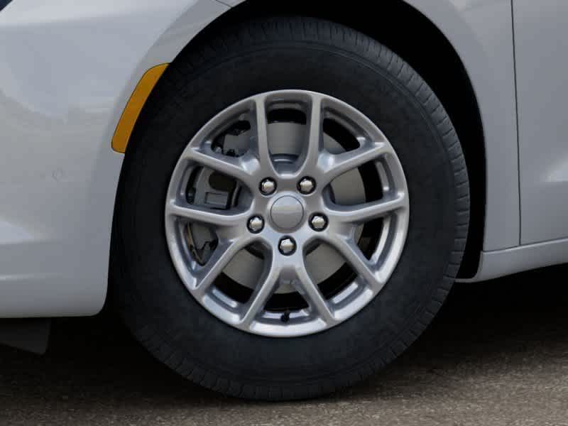 Thumbnail: 2027 Chrysler Pacifica - 7