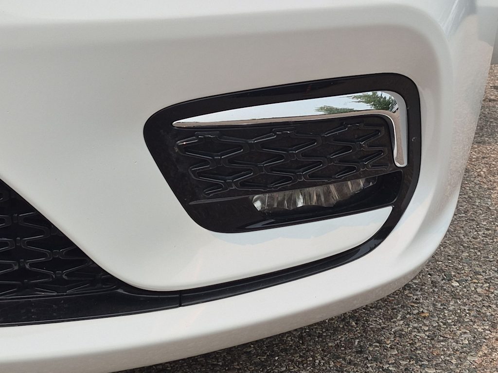 Thumbnail: 2023 Chrysler Pacifica - 19