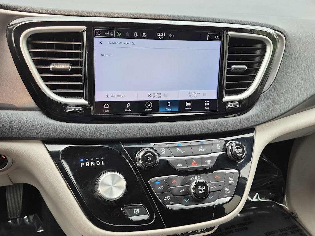 Thumbnail: 2023 Chrysler Pacifica - 13