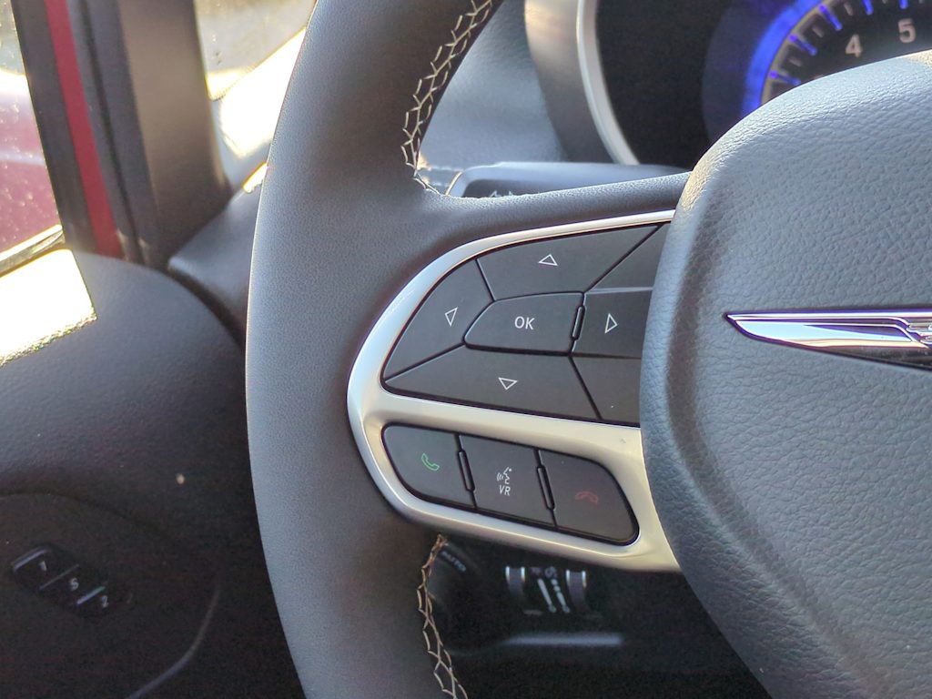Thumbnail: 2026 Chrysler Pacifica - 28