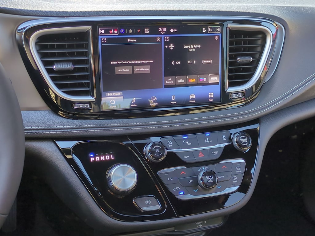 Thumbnail: 2026 Chrysler Pacifica - 14
