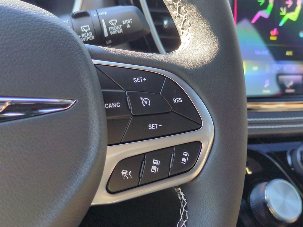 Thumbnail: 2026 Chrysler Pacifica - 29