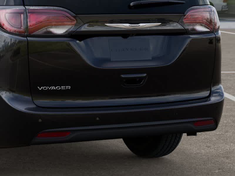 Thumbnail: 2026 Chrysler Voyager - 17