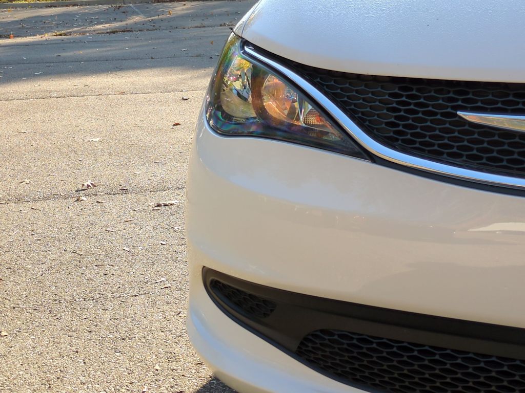 Thumbnail: 2021 Chrysler Voyager - 7