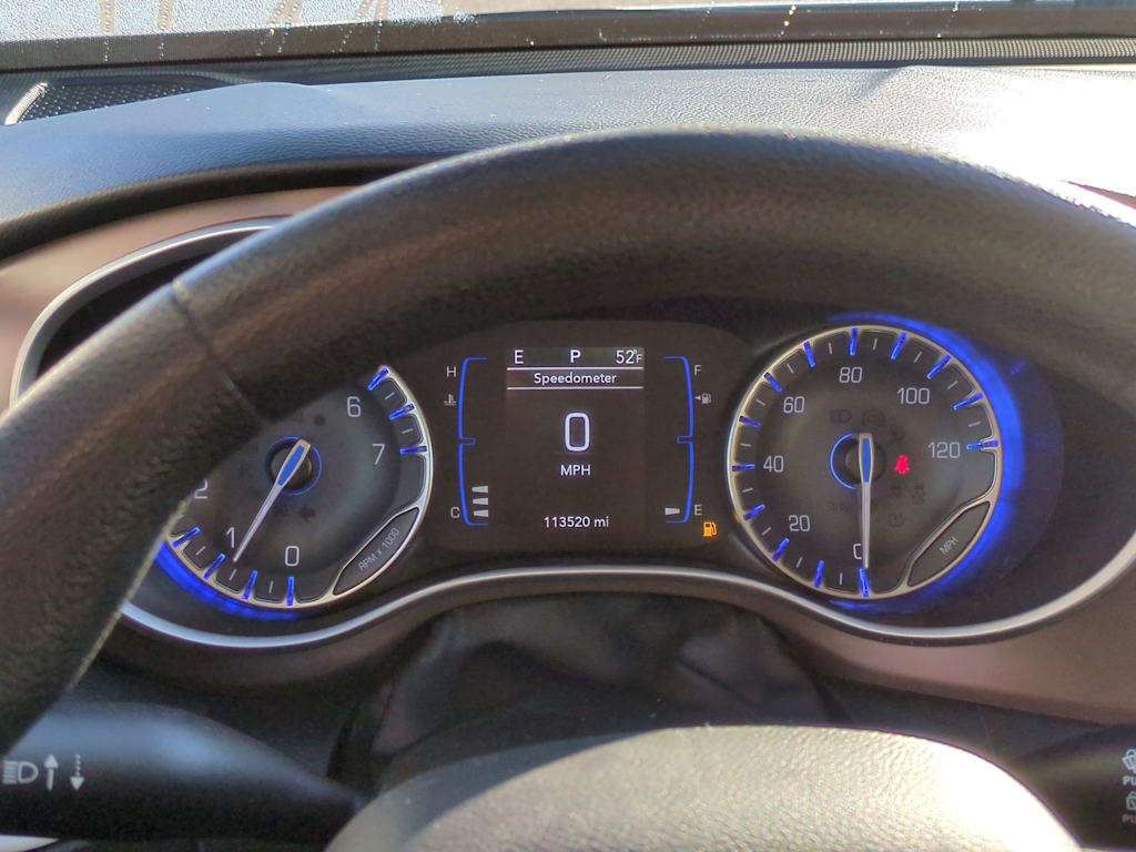 Thumbnail: 2021 Chrysler Voyager - 15