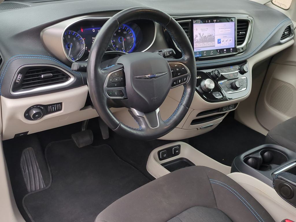 Thumbnail: 2021 Chrysler Pacifica - 2