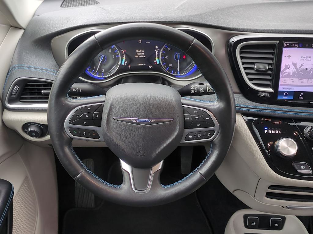 Thumbnail: 2021 Chrysler Pacifica - 14