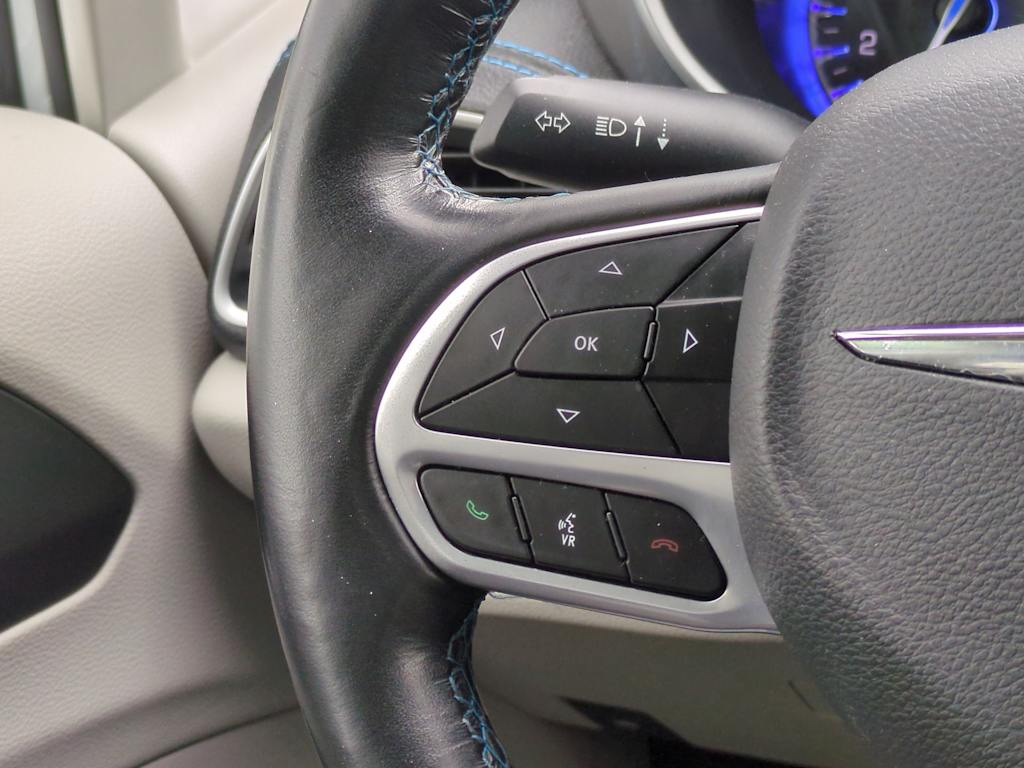 Thumbnail: 2021 Chrysler Pacifica - 29