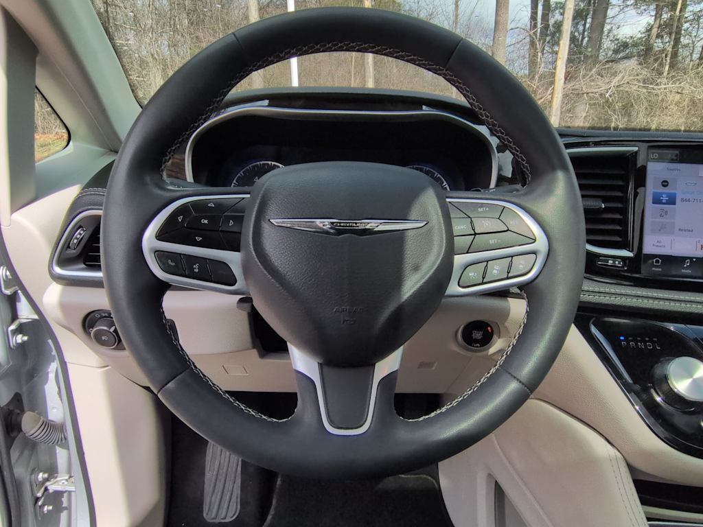 Thumbnail: 2024 Chrysler Pacifica - 14