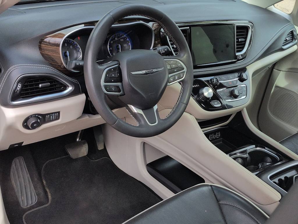 Thumbnail: 2024 Chrysler Pacifica - 2