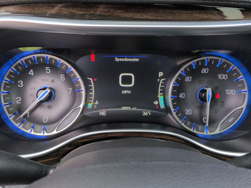 Thumbnail: 2024 Chrysler Pacifica - 36