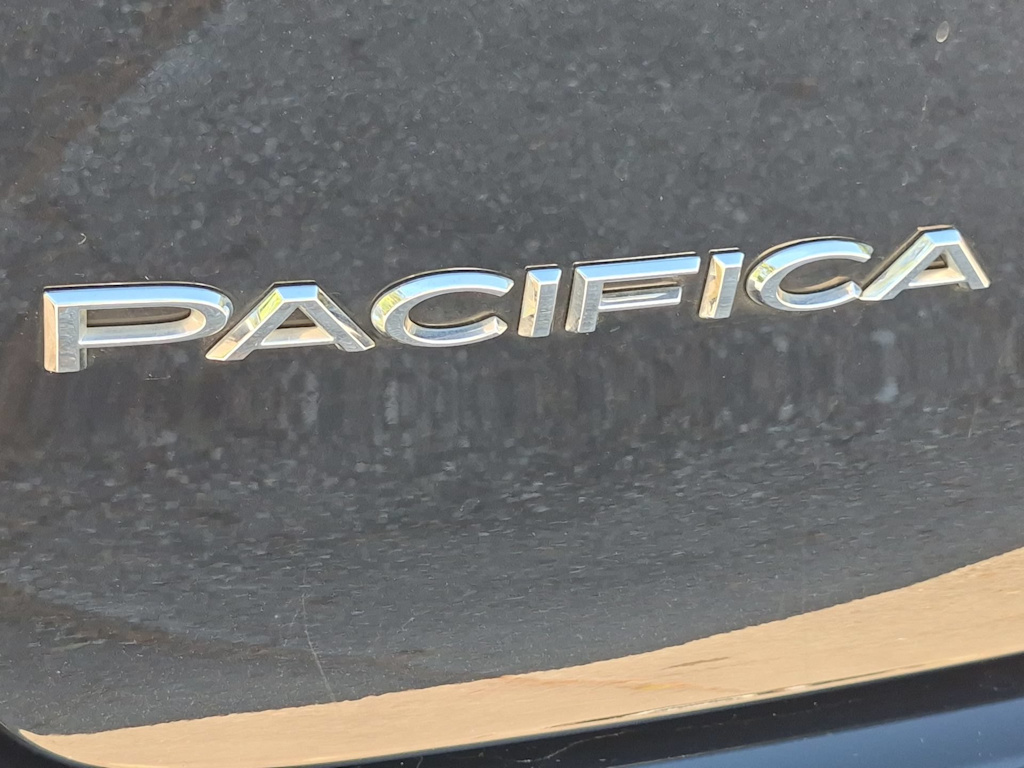 Thumbnail: 2026 Chrysler Pacifica - 23