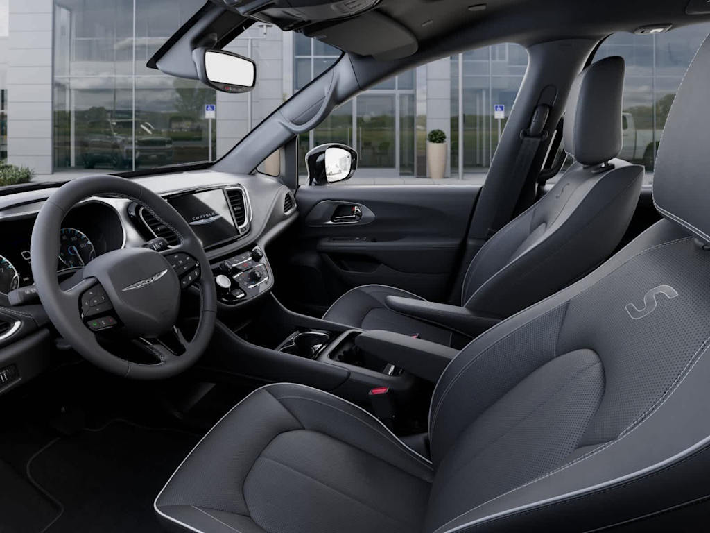 Thumbnail: 2026 Chrysler Pacifica - 22