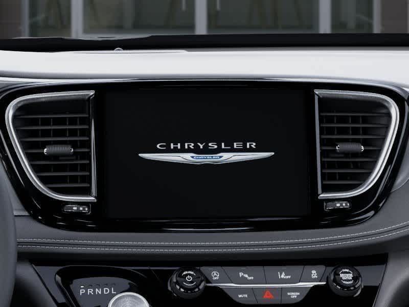 Thumbnail: 2026 Chrysler Pacifica - 10