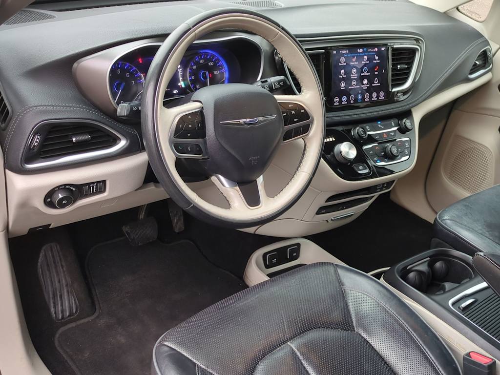 Thumbnail: 2019 Chrysler Pacifica - 2