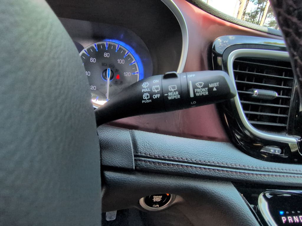 Thumbnail: 2020 Chrysler Pacifica - 33